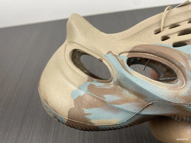 Runner Foam GY3969 Yeezy Adidas 0808